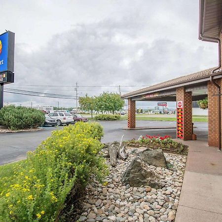 Comfort Inn Amherst Exterior photo